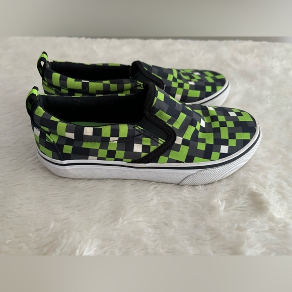 Skechers Kids 13 Sneakers - Black and Green Checkered/Minecraft look alike - Picture 1 of 5